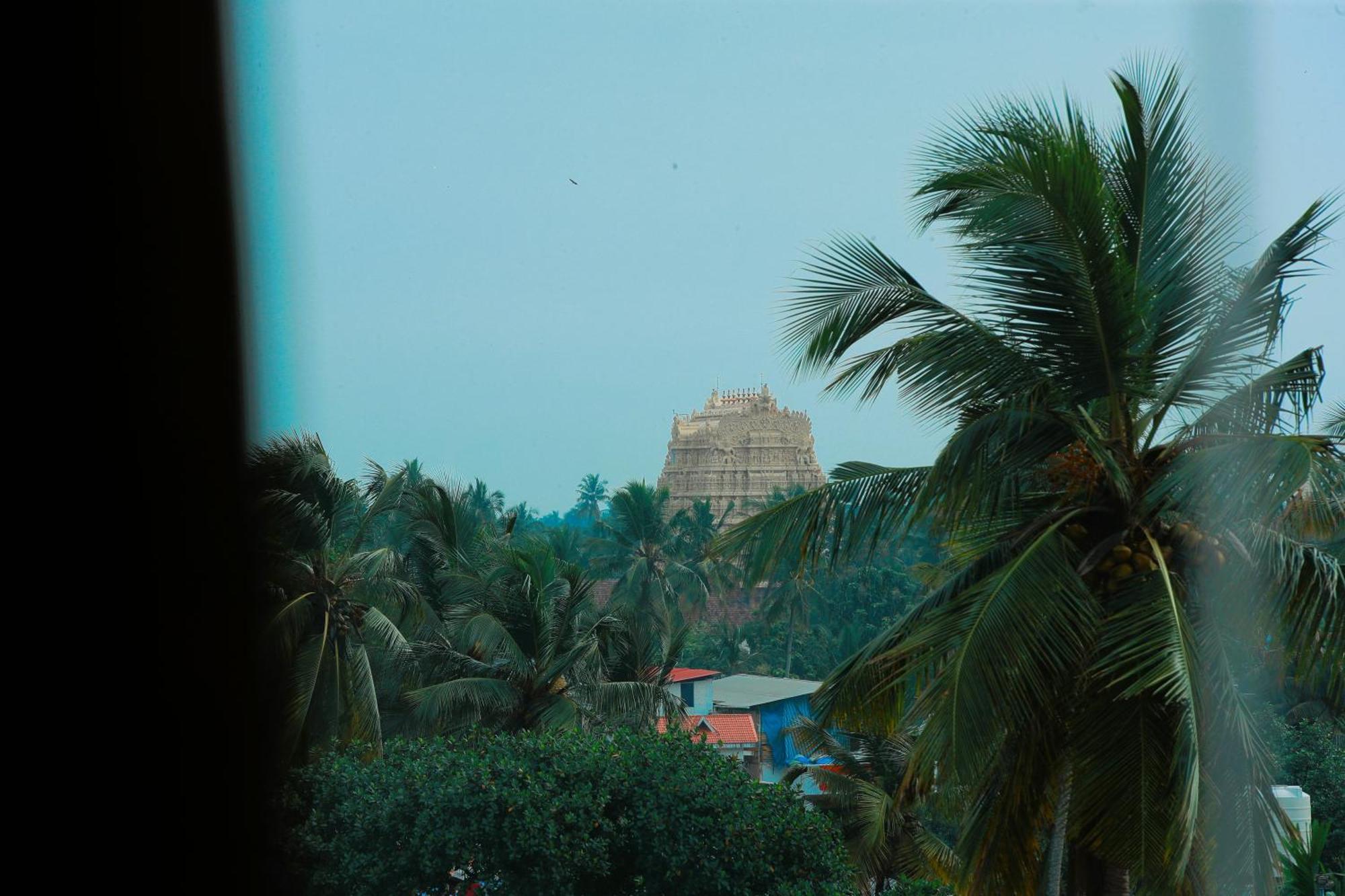 Akhil Classic Thiruvananthapuram Bagian luar foto
